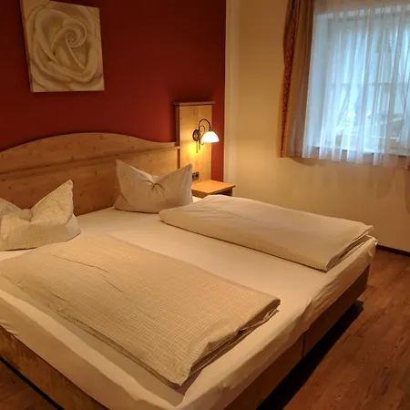 Weingast Inn 3*