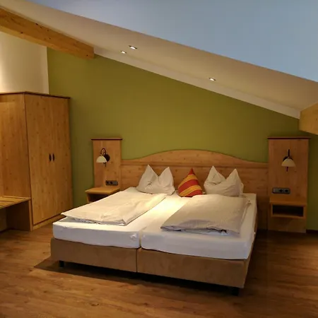 Inn Weingast Irschenberg