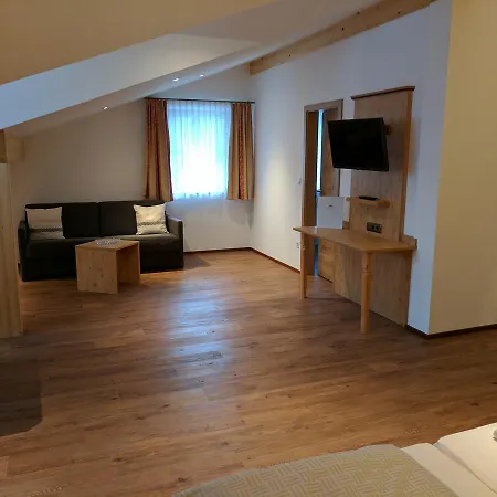 Inn Weingast 3*