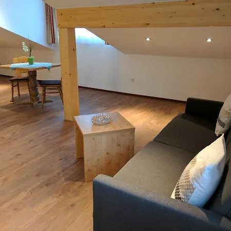 Weingast Inn 3*
